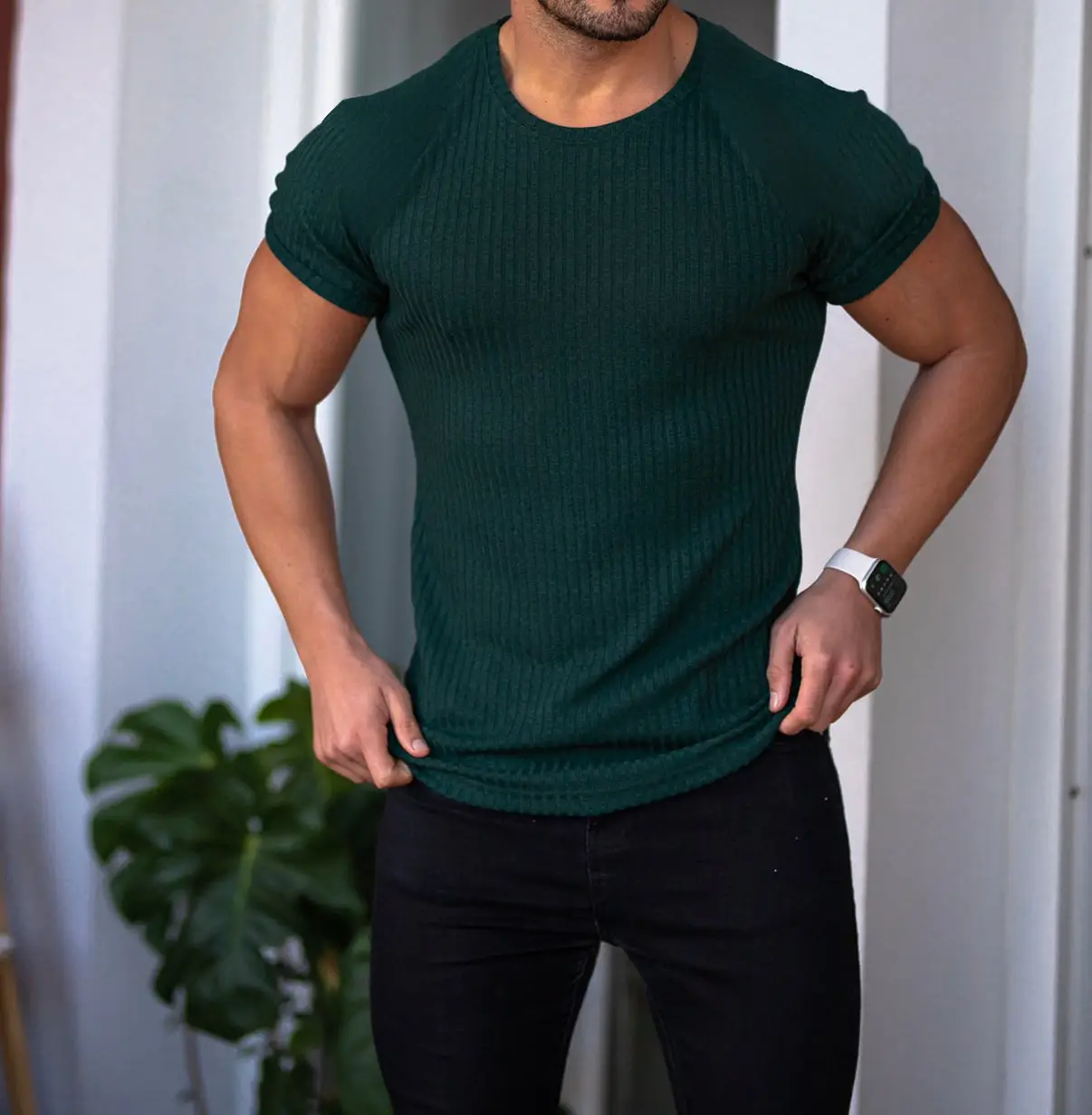 Men Black Ribbed T-Shirt Vertical Round Neck Short Sleeve — feature 6
