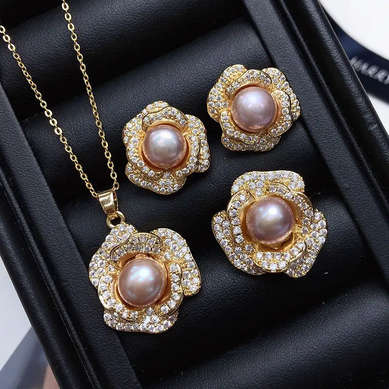 Elegant Pearl Necklace Set for Women - Image 2