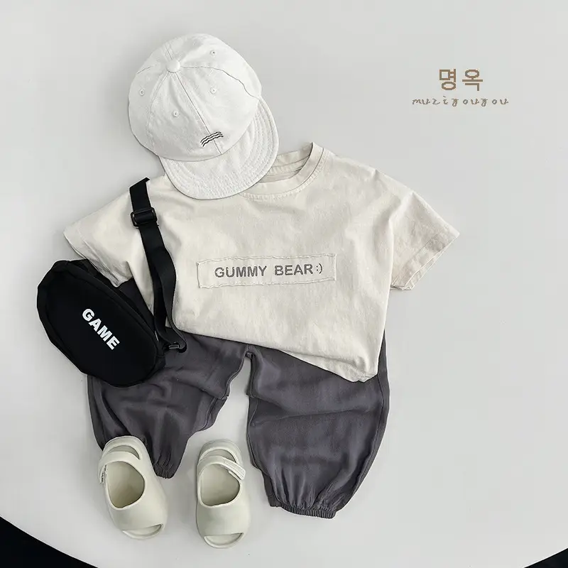 Cute Printed T-Shirt for Boys Girls Gray Loose Fit — feature 25