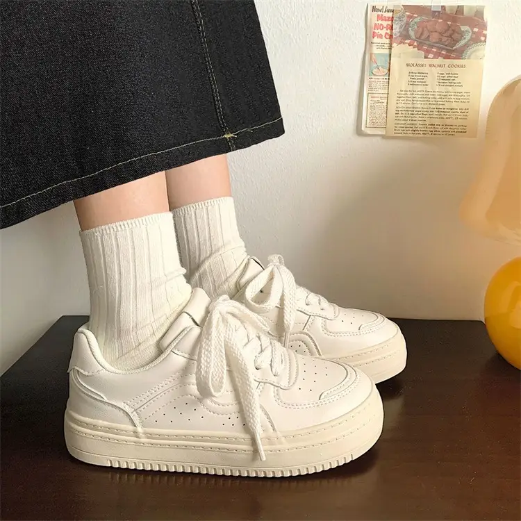 Women's White Black Platform Sneakers 2023 Spring — feature 1