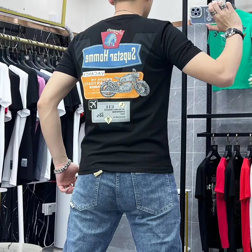Men Black European Embroidered Slim Fit T-Shirt