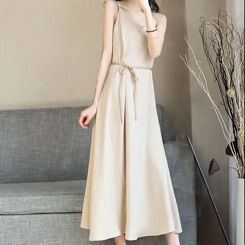 2025 Black Long Sleeve Suspbottom Dress for Women - Image 2