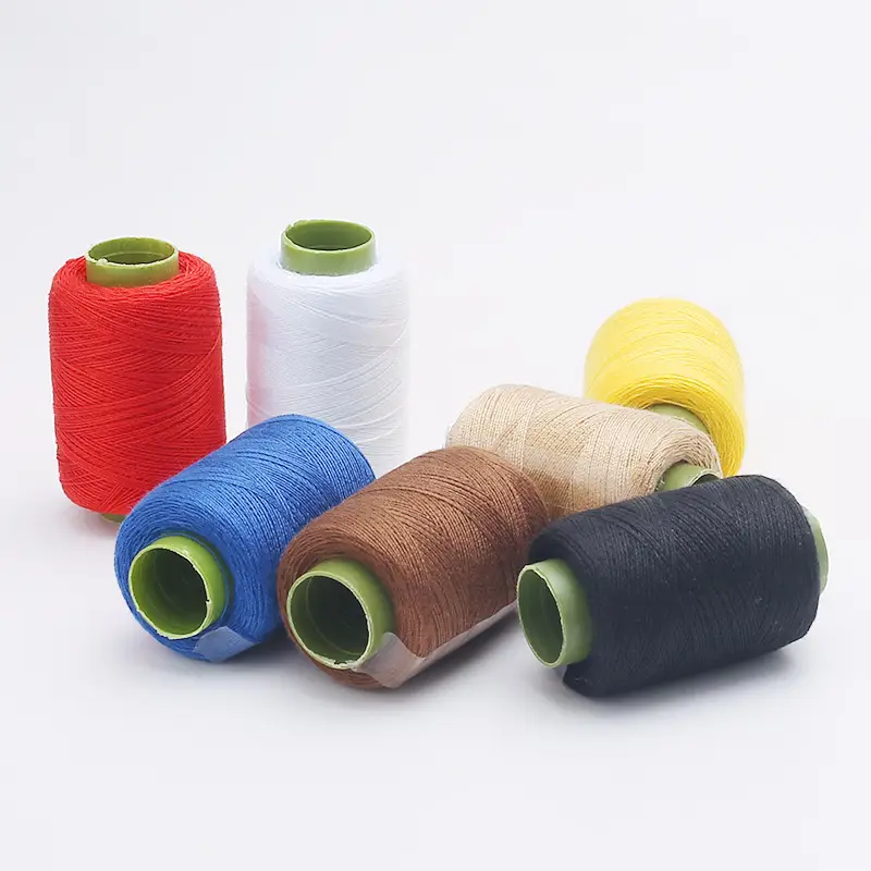 Wholesale Sewing Thread 302 Small Roll Polyester Household Handmade Sewing Thread for Clothes Black and White Sewing Machine Thread
