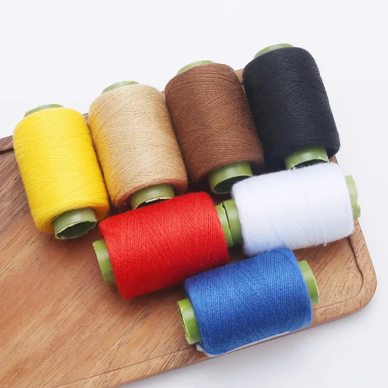 Wholesale Sewing Thread 302 Small Roll Polyester Household Handmade Sewing Thread for Clothes Black and White Sewing Machine Thread