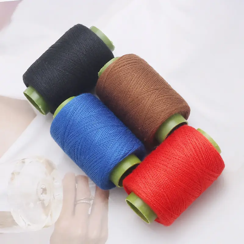 Wholesale Sewing Thread 302 Small Roll Polyester Household Handmade Sewing Thread for Clothes Black and White Sewing Machine Thread