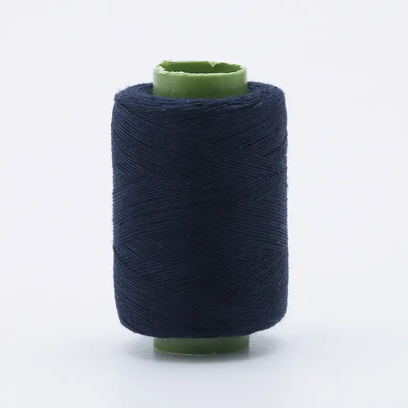 Wholesale Sewing Thread 302 Small Roll Polyester Household Handmade Sewing Thread for Clothes Black and White Sewing Machine Thread