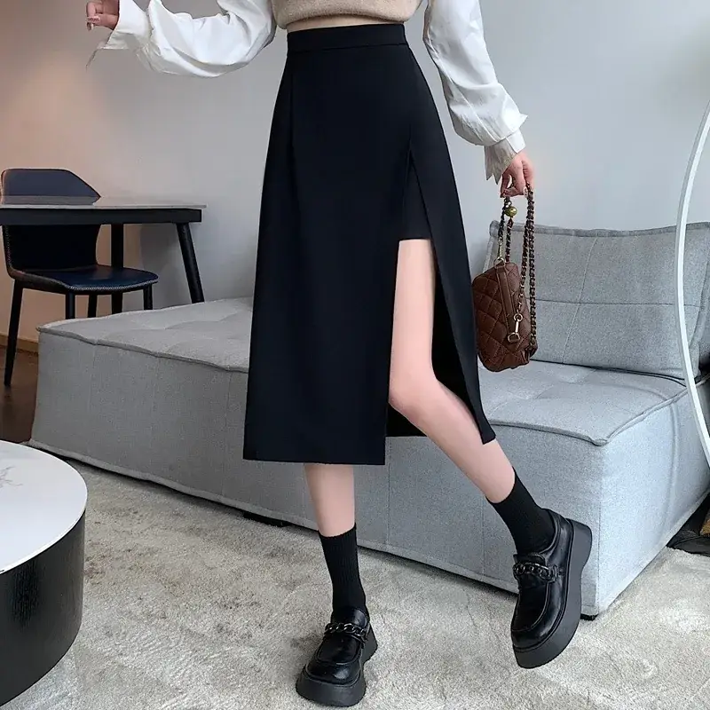 Black Hip-Covering Skirt with Slit for Women — feature 7