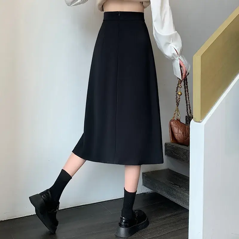Black Hip-Covering Skirt with Slit for Women — feature 8