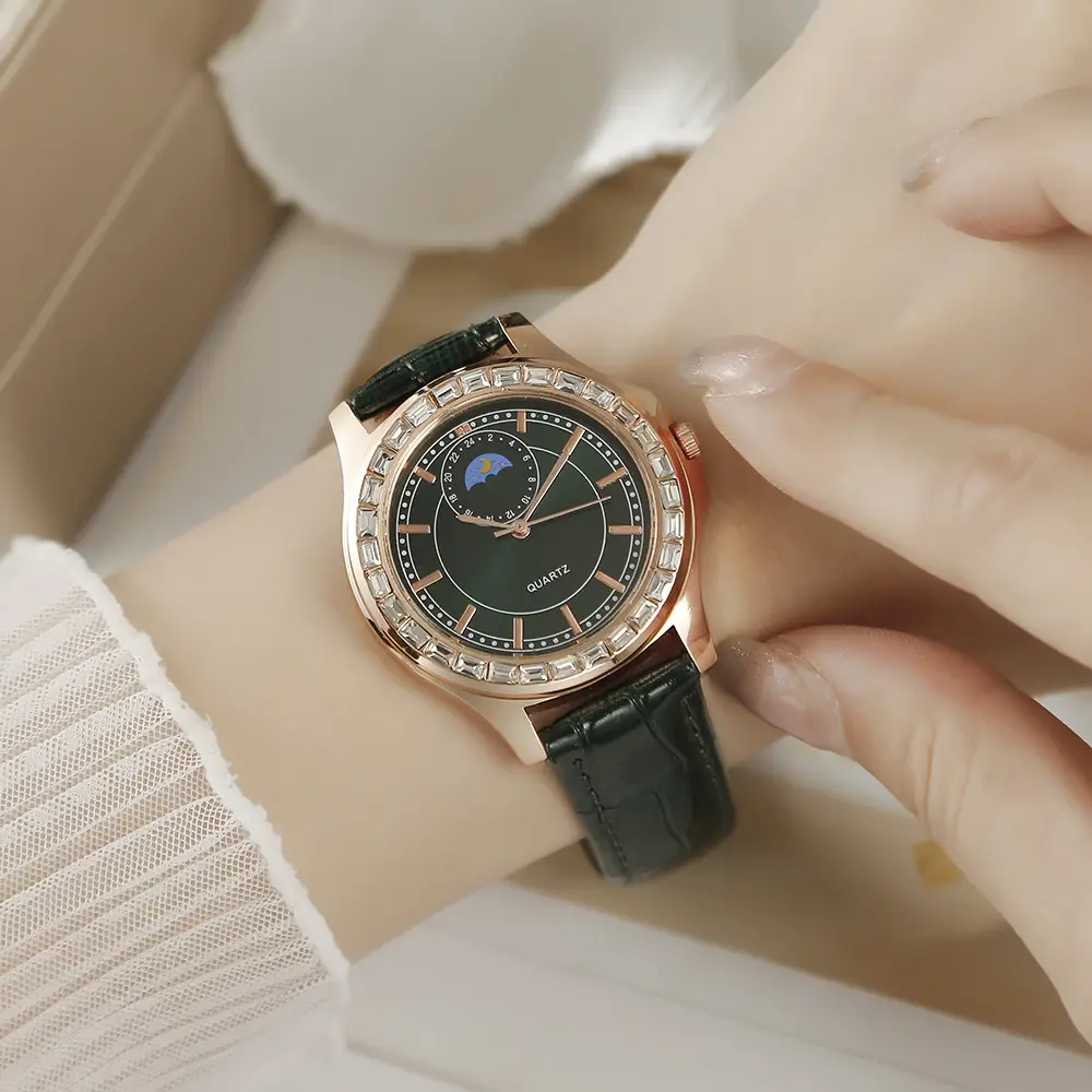 Ladies Quartz Watch Set Brown Leather Bracelet Diamond Watch — feature 13