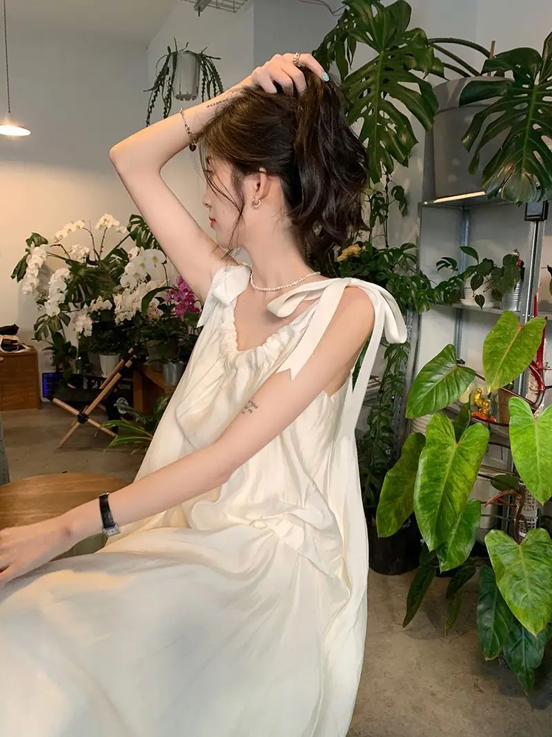 White Sling French Dress Sanya Travel Wear 2025 — feature 10
