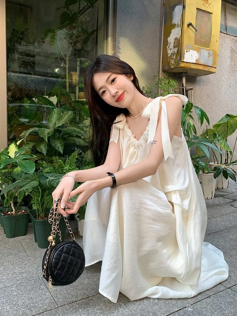 White Sling French Dress Sanya Travel Wear 2025 — feature 11