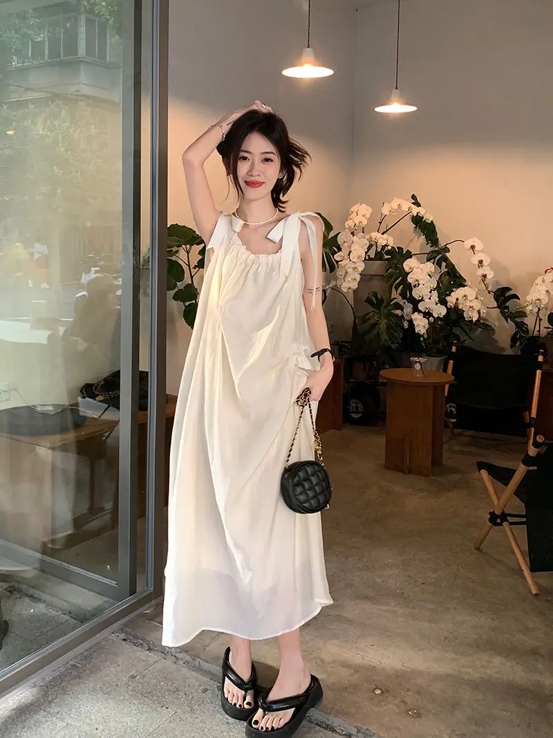 White Sling French Dress Sanya Travel Wear 2025 — feature 13