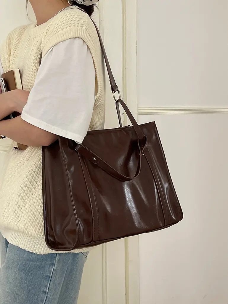 Black Large Capacity Tote Bag for Women 2026