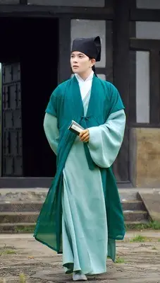 Ancient Hanfu Men's Costume Scholar with Belt and Cap — feature 8