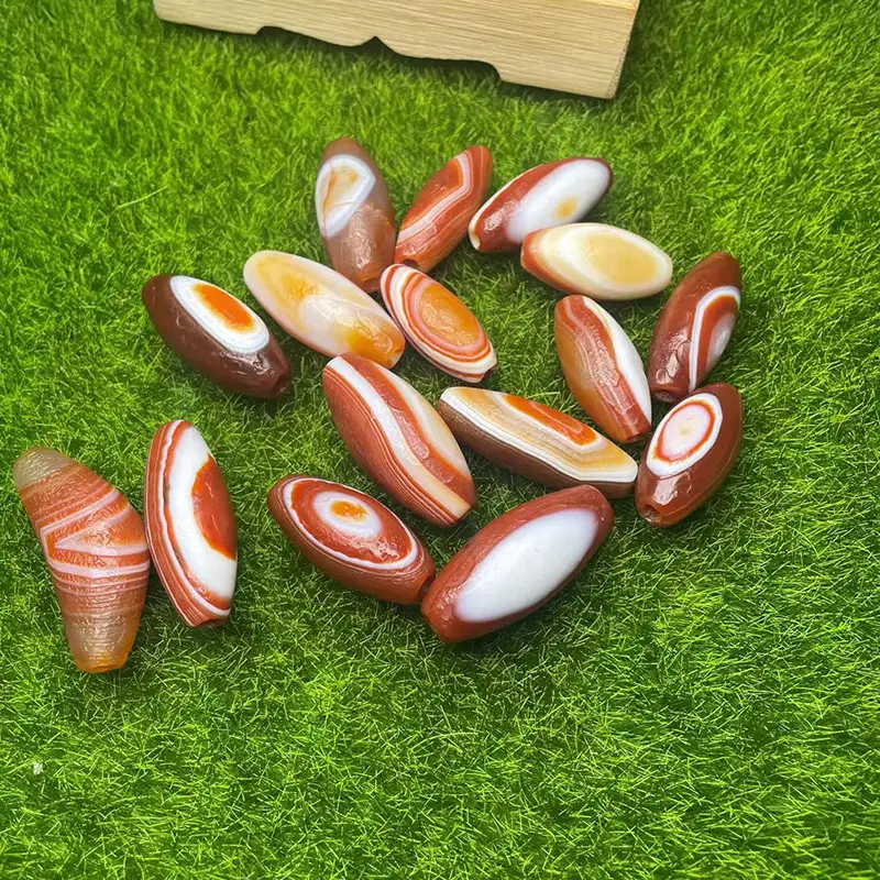30mm Antique Red Meat Eye Beads Factory Wholesale - Image 3