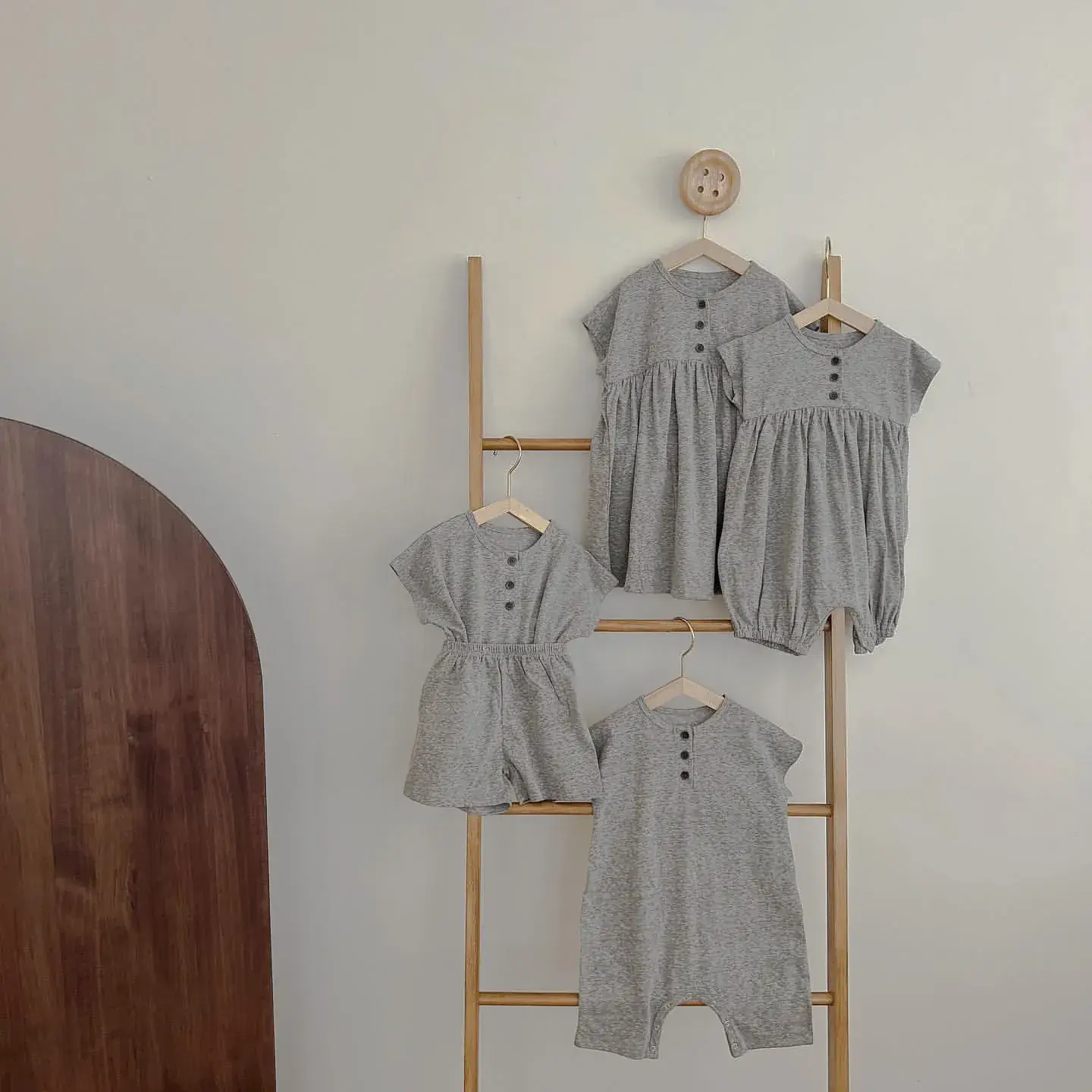 Y9128_141241241.jpg