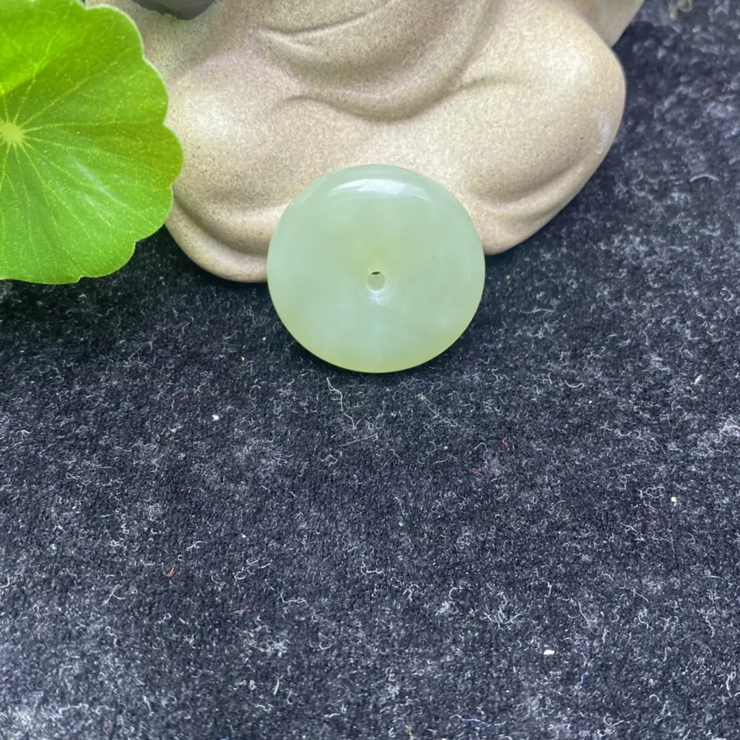 Jade Peace Buckles for All Occasions - Image 3