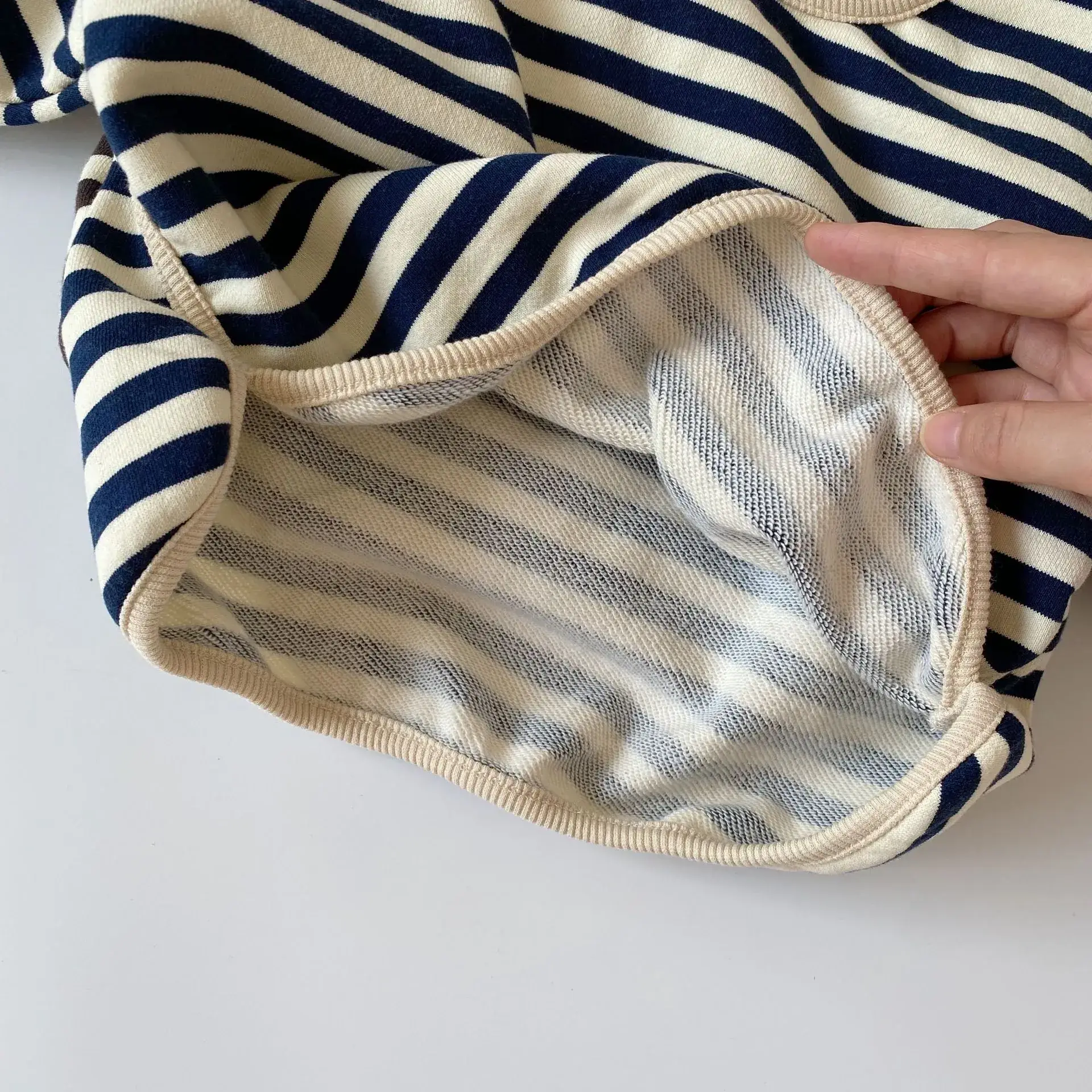 Autum Striped Sweatshirt for Boys Girls Loose Casual Wear - Image 6