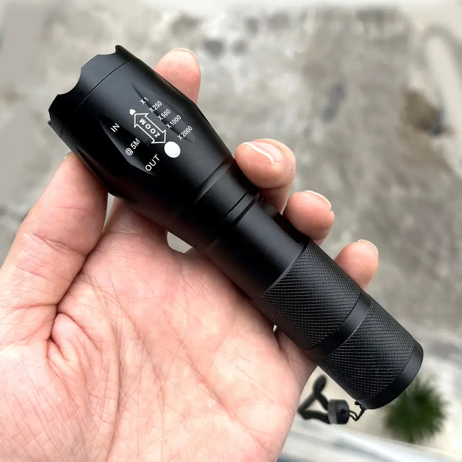 T6 Zoom Light Aluminum Waterproof Outdoor Night Running - Image 4