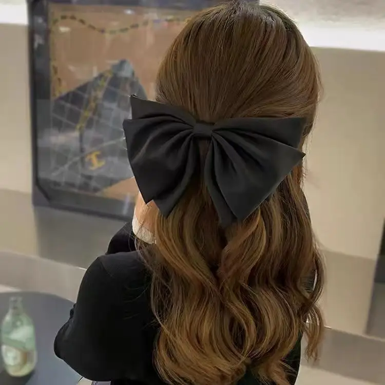 French Retro Black Bow Hairpin for Women - Image 5