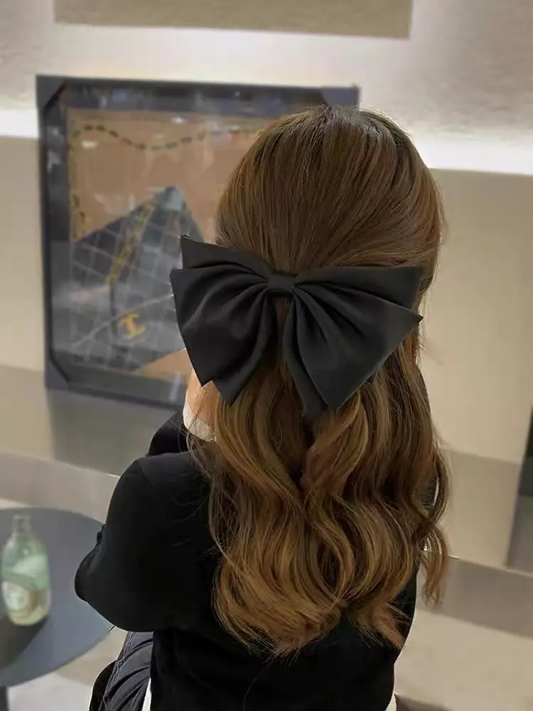 French Retro Black Bow Hairpin for Women — feature 4