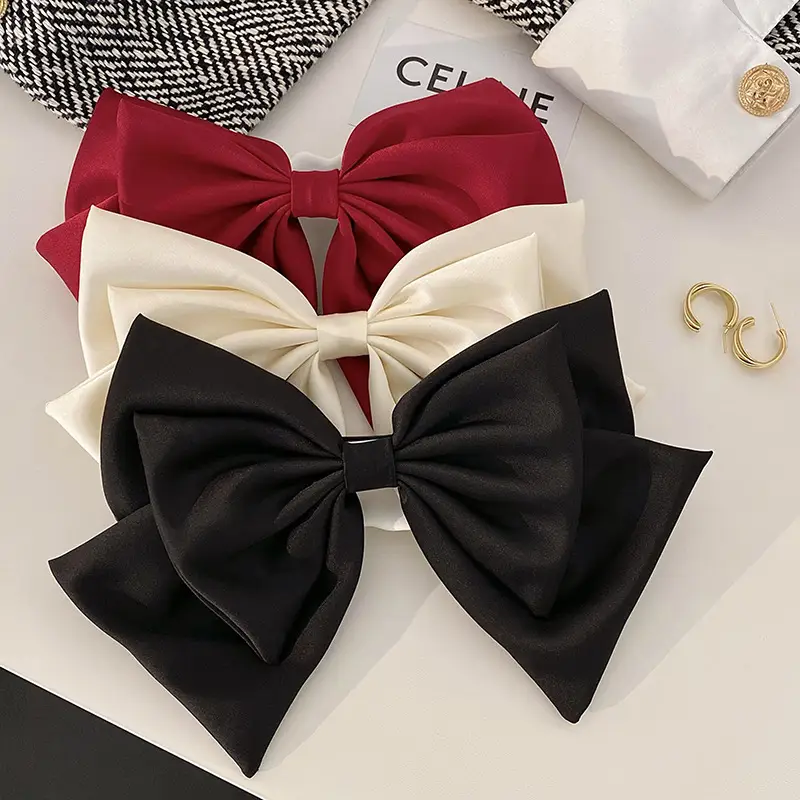 French Retro Black Bow Hairpin for Women — feature 7