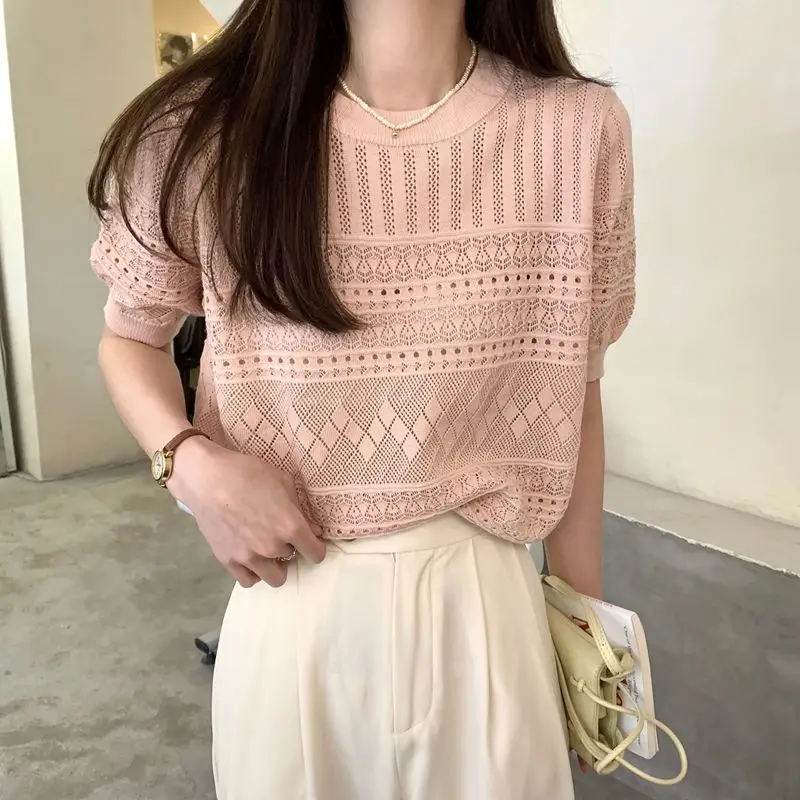 Women's Green Hollow Crochet T-Shirt Summer Wear — feature 3