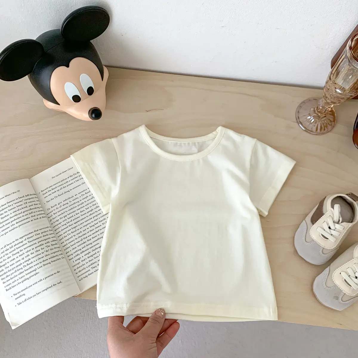 Children's White Short Sleeve T-Shirt Round Neck — feature 20