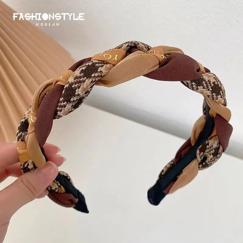 Velvet Houndstooth Hairband for Women Brown - Image 3