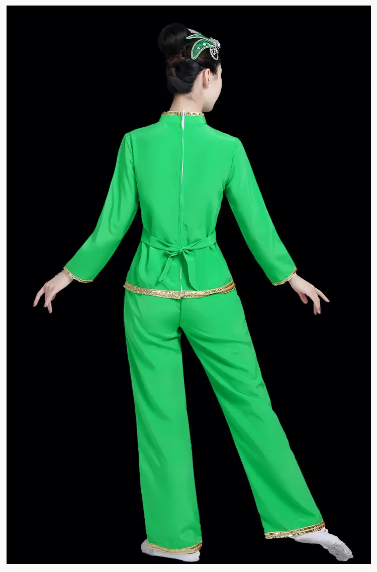 Green Square Dance Costumes 2023 Set Fan Waist Drum — feature 23