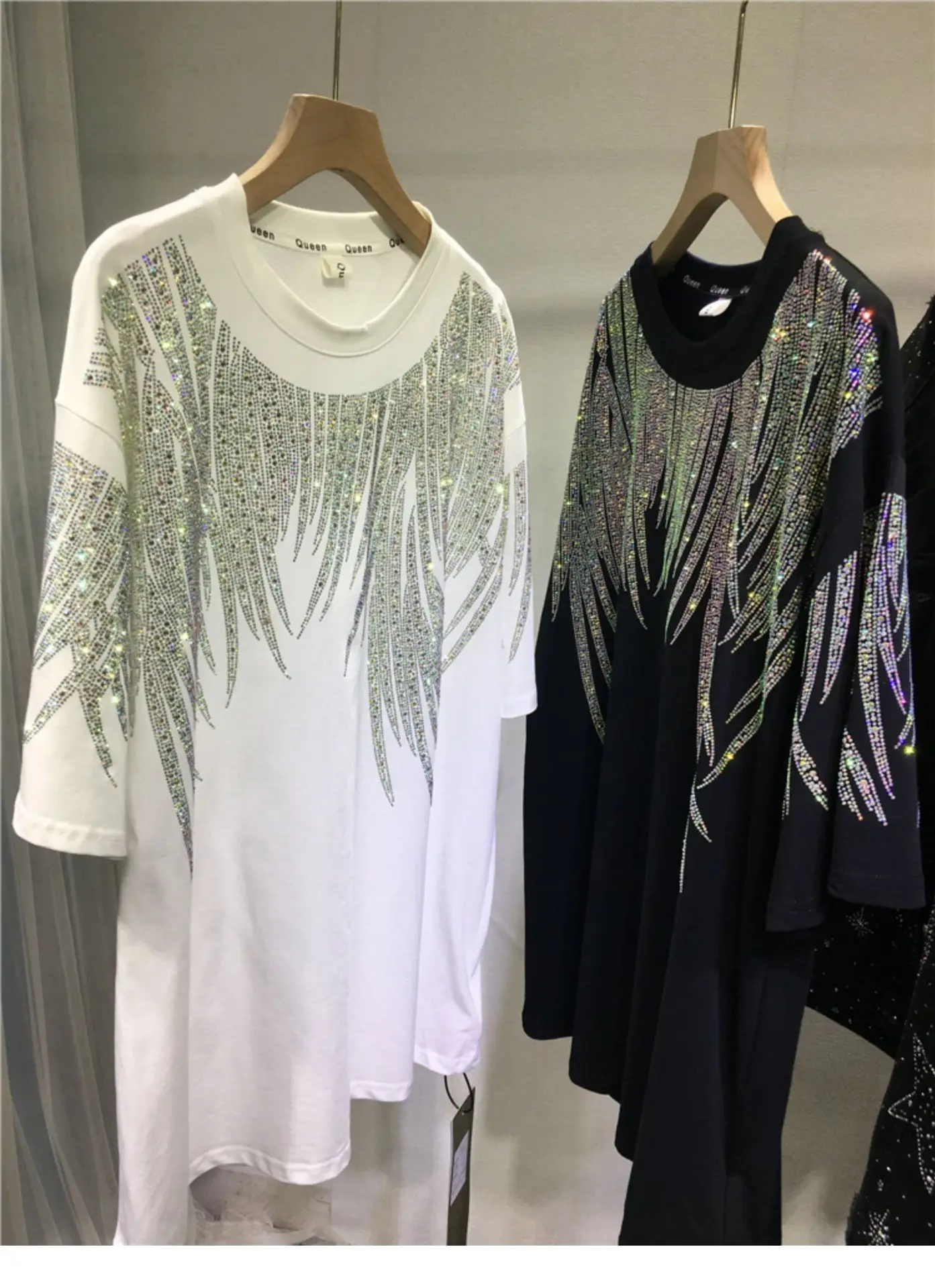 Heavy-Duty Rhinestone T-Shirt Extra Large Men Women — feature 24