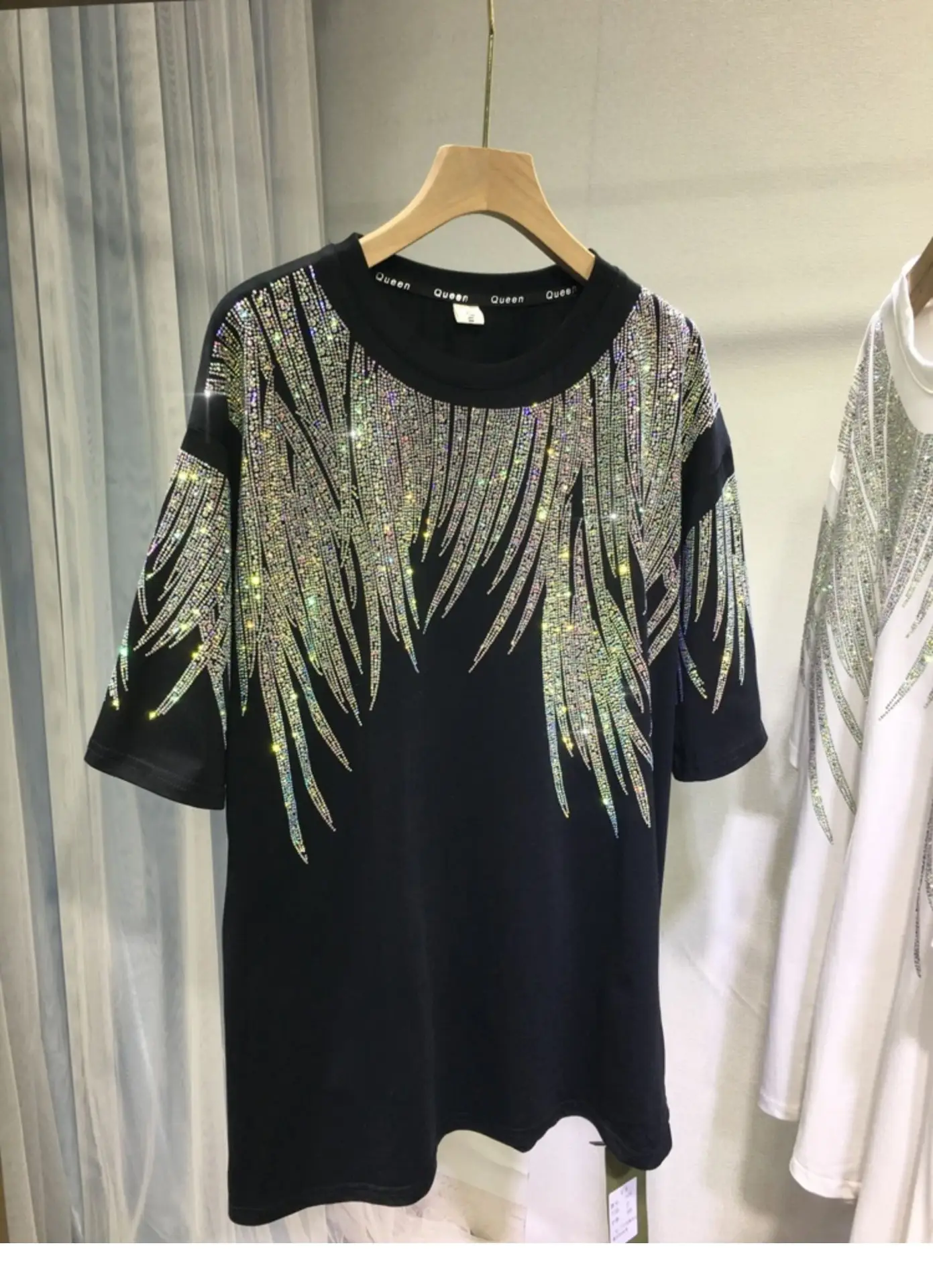 Heavy-Duty Rhinestone T-Shirt Extra Large Men Women — feature 9