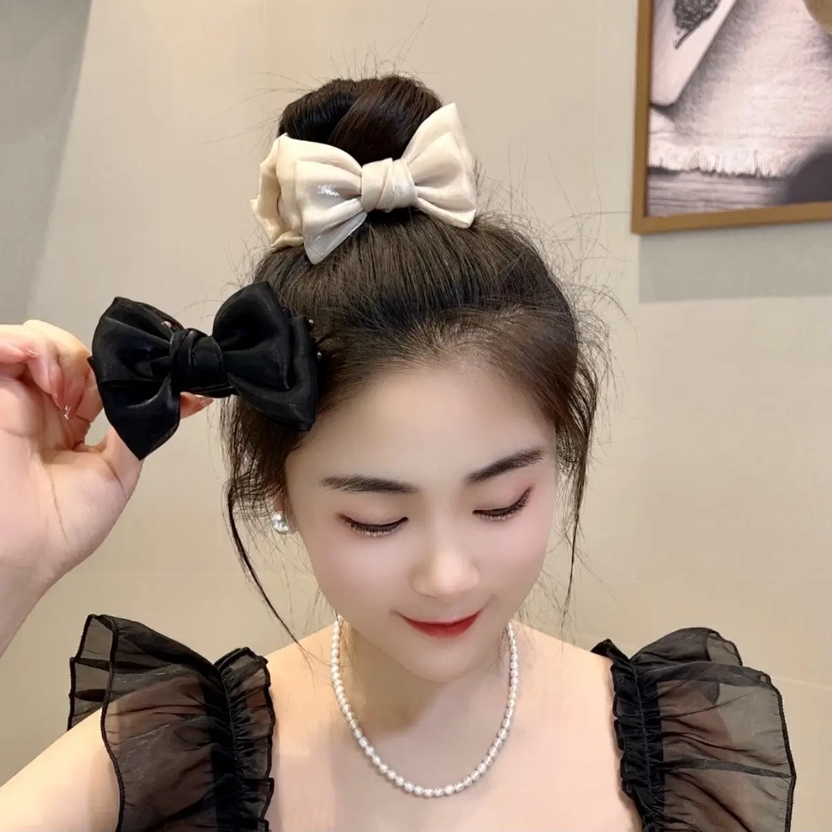 Sweet Mesh Bow Hairpin Women's Elegant Meatball Head Clip 2023 - Image 4