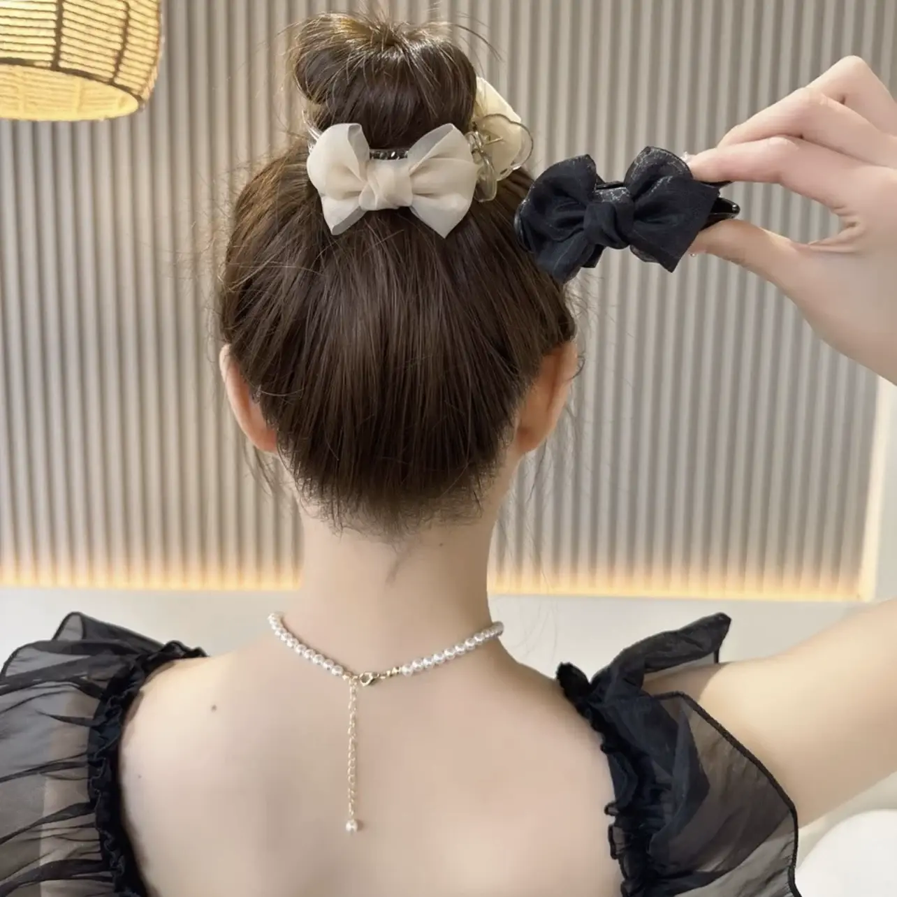 Sweet Mesh Bow Hairpin Women's Elegant Meatball Head Clip 2023 — feature 3