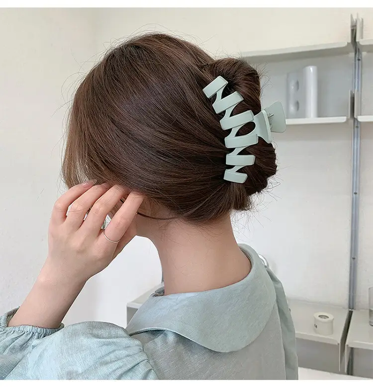 White Hair Clips for Women - 1 Pack of Plastic Hair Accessories — feature 16