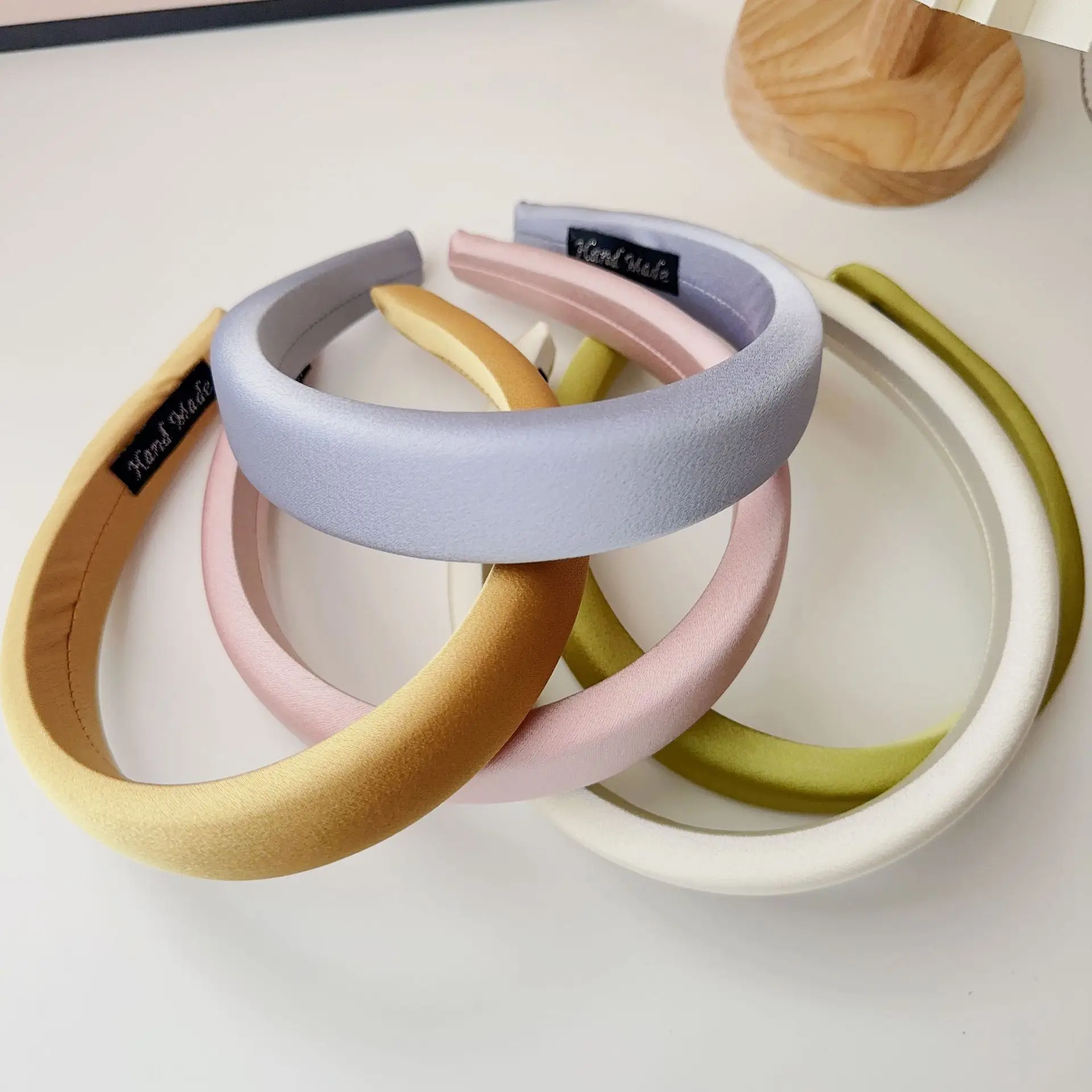 Women's 2023 New Headband Wide Bristle High Cranial Top — feature 19