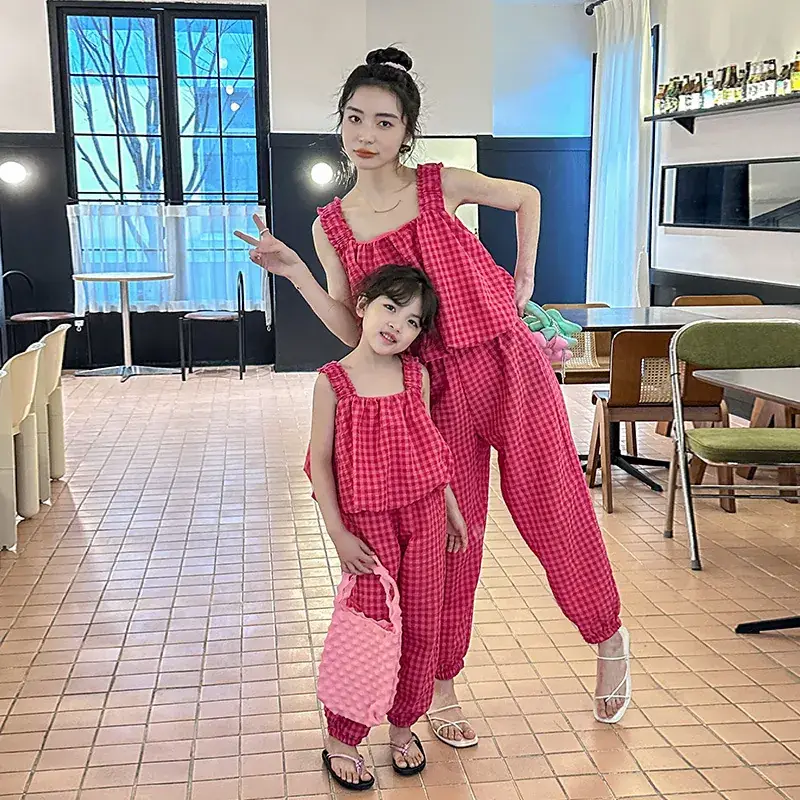 Pink Plaid Sleeveless Vest Suit for Parents & Kids - Image 3