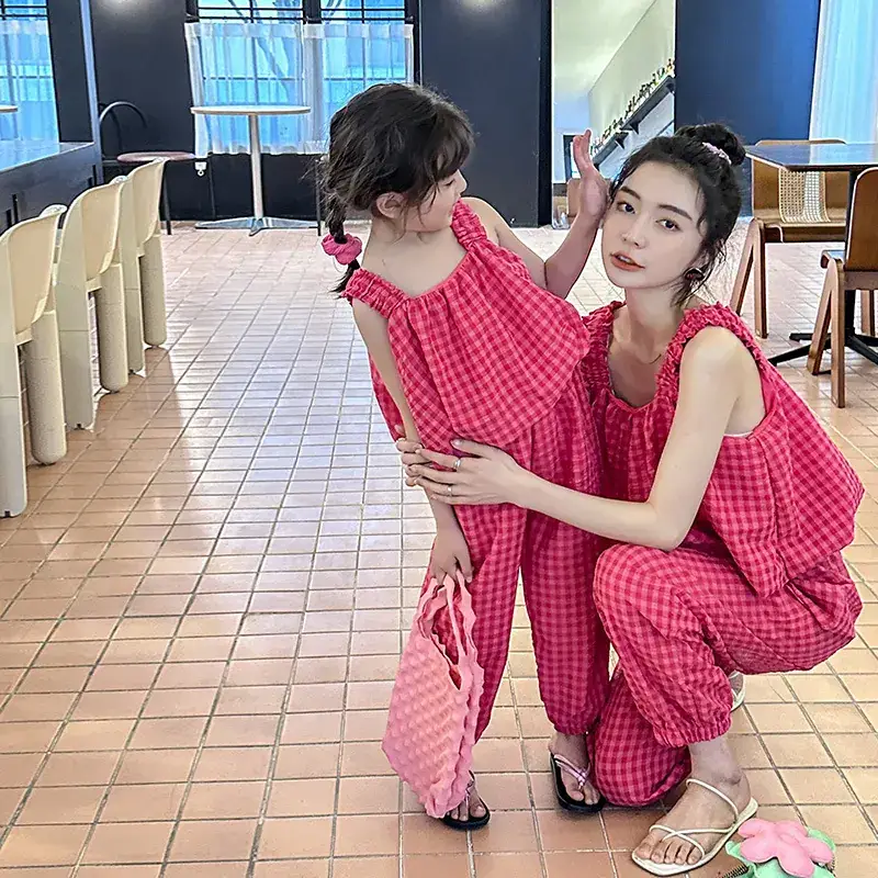 Pink Plaid Sleeveless Vest Suit for Parents & Kids - Image 4