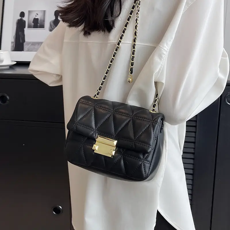 Pink Diamond Plaid Chain Shoulder Bag for Women