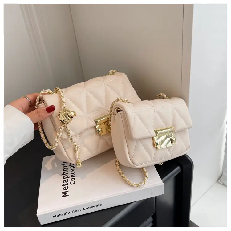 Pink Diamond Plaid Chain Shoulder Bag for Women — feature 8