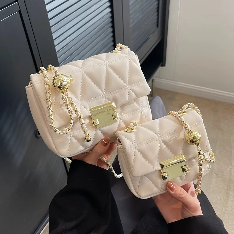 Pink Diamond Plaid Chain Shoulder Bag for Women