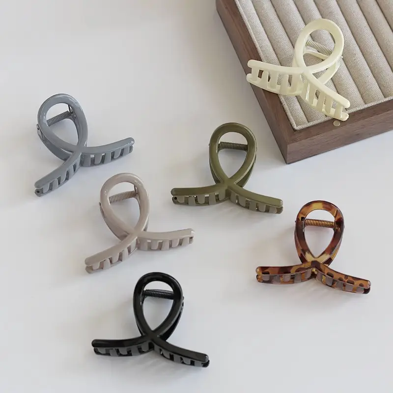 Korean Style Hair Clip Black Advanced Acrylic - Image 7