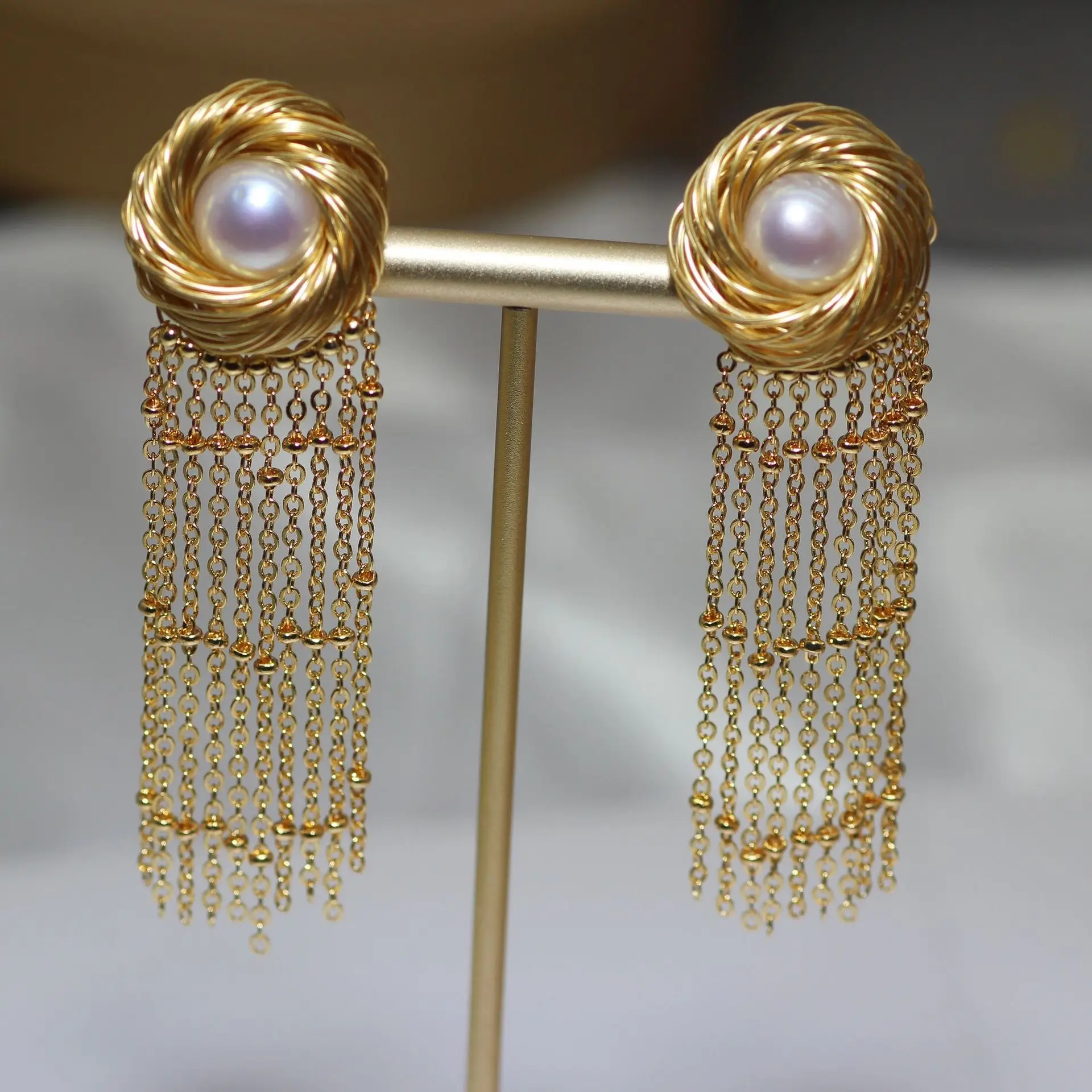 18K Gold Pearl Flower Earrings for Women - Image 12