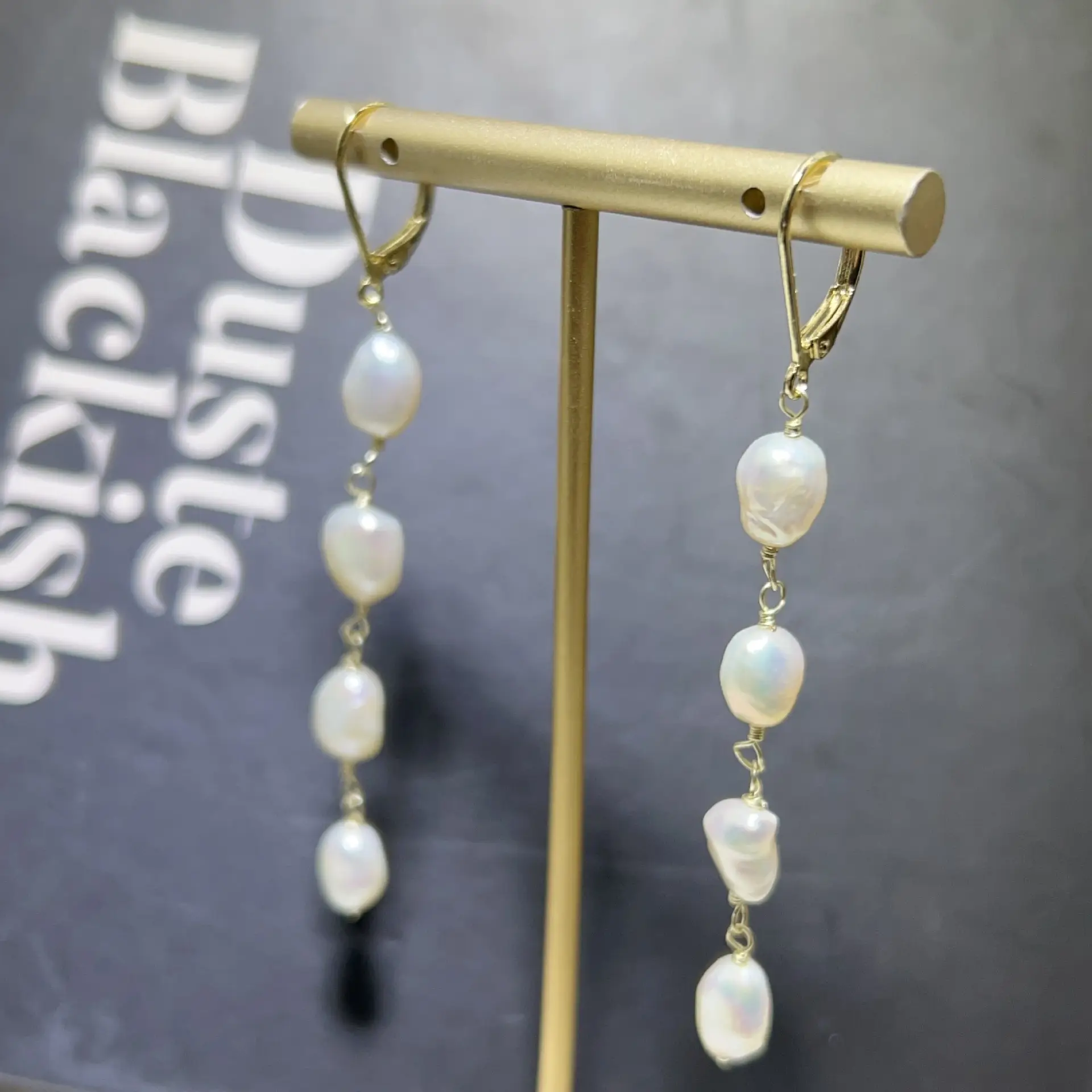 18K Gold Pearl Flower Earrings for Women - Image 16