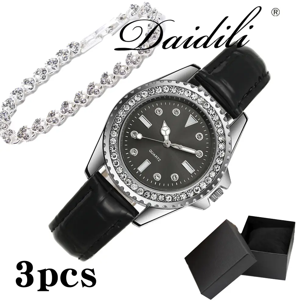 Green Quartz Watch with Diamond-Encrusted Plate for Women