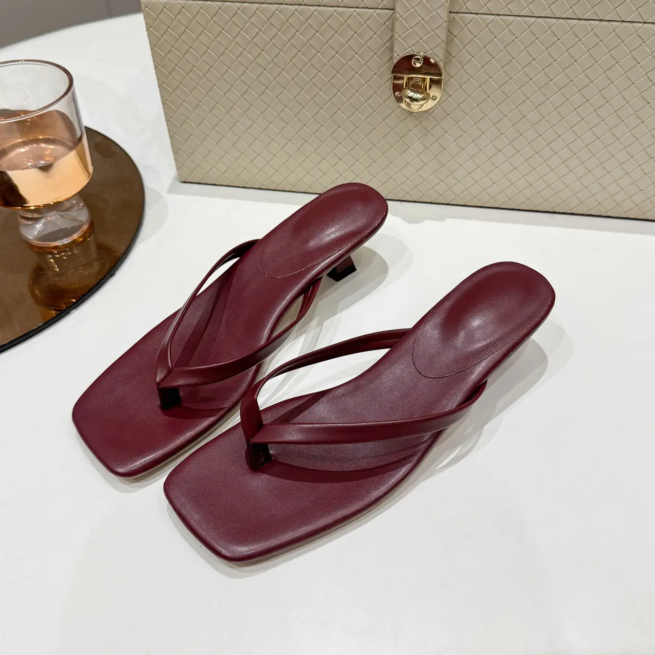 Women's Brown Flat Heel Flip Flops Summer Wear