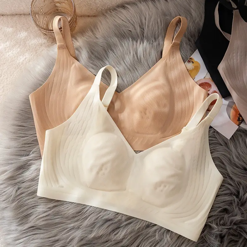 Large Bust Minimizing Ice Silk Seamless Underwear for Women, Foundation-Like Latex Bra, Summer Thin Breathable Plus-Size Bra for Summer