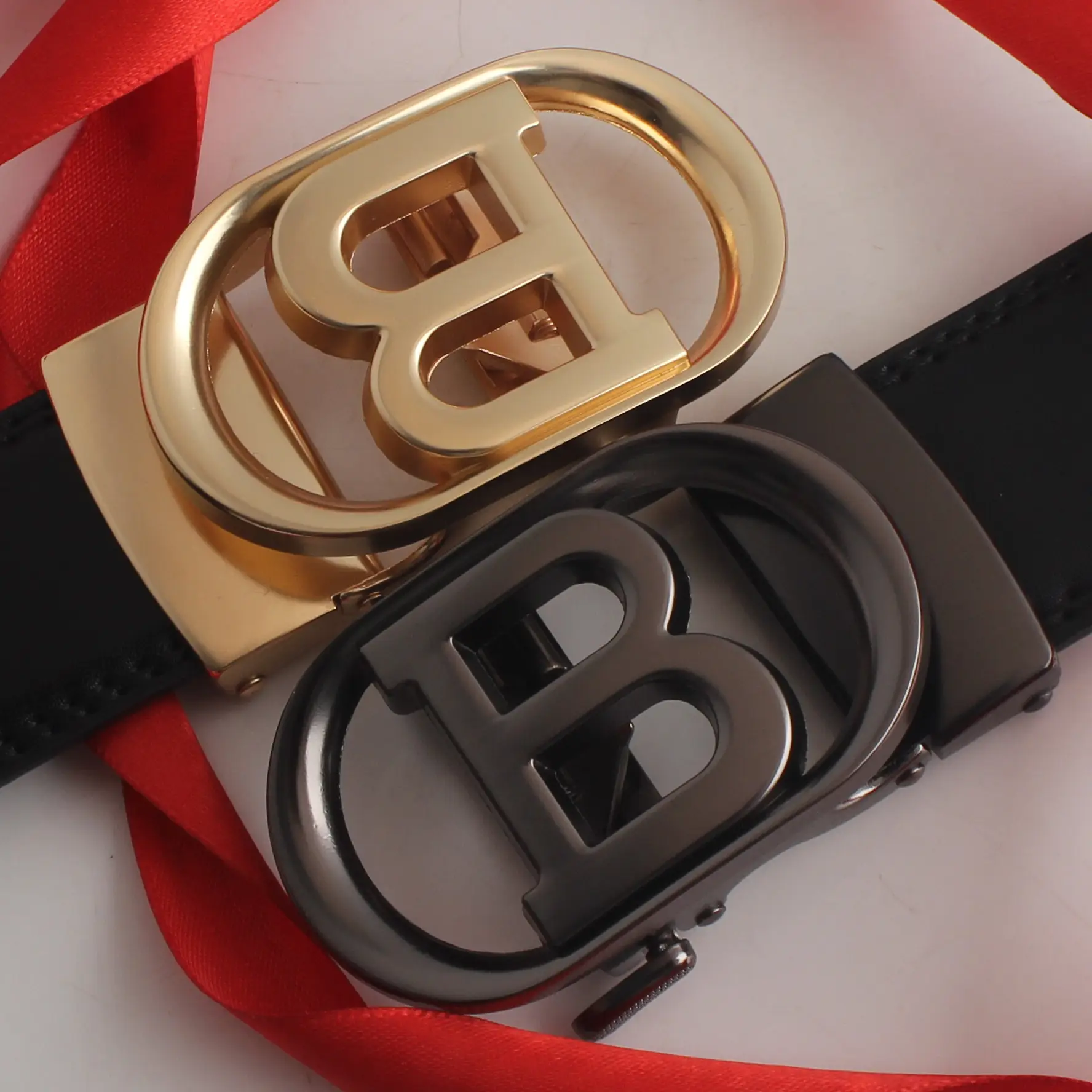 Men's Black Gold & Black Buckle Belt Automatic Closure β feature 13
