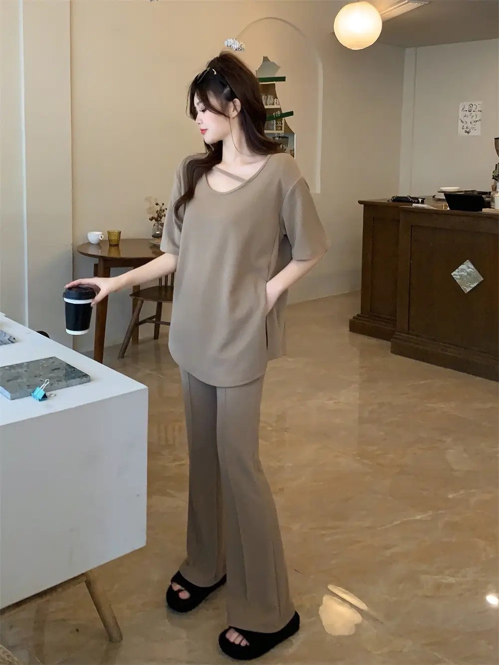 Women's Black Casual Two-Piece Suit Large Size — feature 2