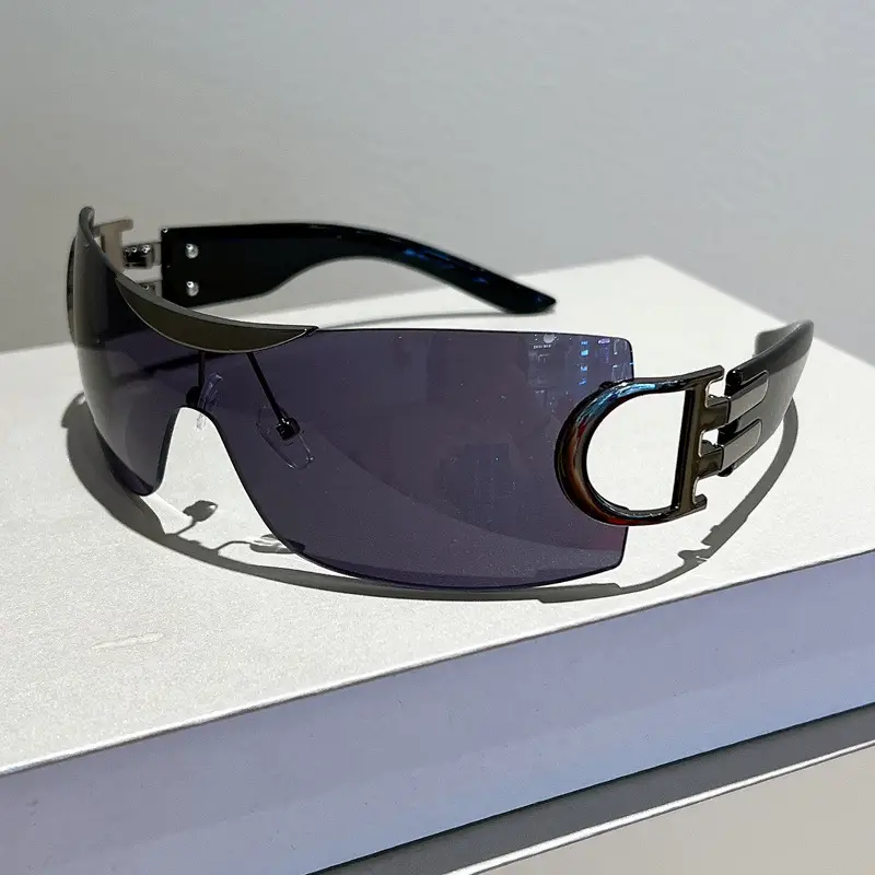 European Sports Sunglasses with Color-Blended Frames — feature 6